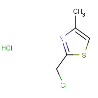 135207-24-8 2-(chloromethyl)-4-methyl-1,3-thiazole;hydrochloride chemical structure