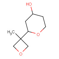 1520890-99-6 2-(3-methyloxetan-3-yl)oxan-4-ol chemical structure