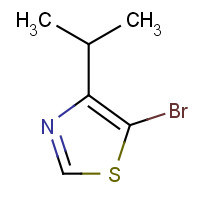 1025700-46-2 5-bromo-4-propan-2-yl-1,3-thiazole chemical structure