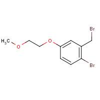 1247089-82-2 1-bromo-2-(bromomethyl)-4-(2-methoxyethoxy)benzene chemical structure